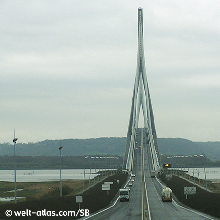 Le Havre, Pont de Normandie