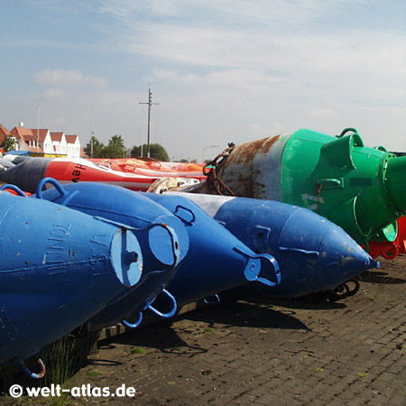 Im Tonnenhafen von Tönning