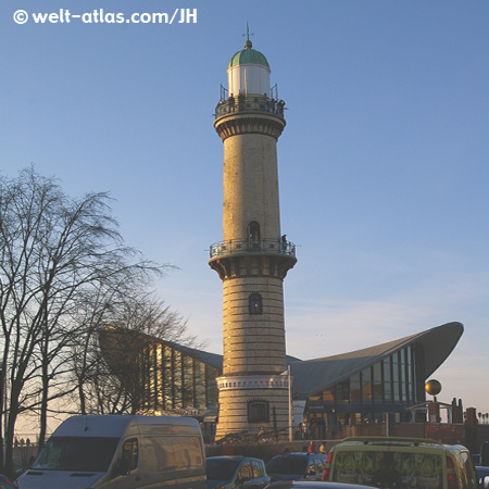 Lighthouse Warnemünde, Mecklenburg-Vorpommern, GermanyPosition: 54° 10,9′ N, 12° 05,2′ E