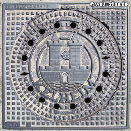 Manhole cover in Kelheim with the Coat of Arms, Bavaria