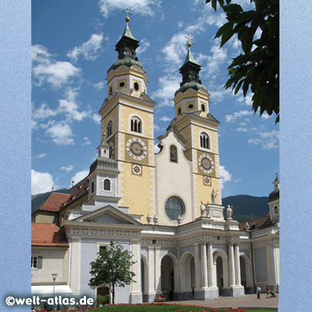Brixner Dom St.Maria u. Kassian,größte Kirche von Brixen im Stil des Barock 