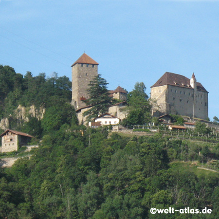 Schloss Tirol bei Meran, oberhalb von Algund, Südtirol, Landesmuseums, Stammburg der Grafen von Tirol