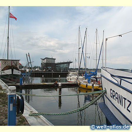 Hafen der Stadt Barth am Barther Bodden, Ausgangspunkt für die Region Fischland-Darss-Zings