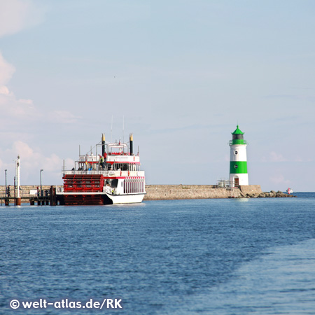 Schleimünde Leuchtfeuer, DeutschlandMit kleinem Yachthafen auf derLotseninsel