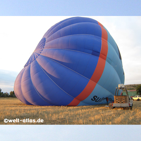 Vorbereitung zur Ballonfahrt, Start ins Abenteuer