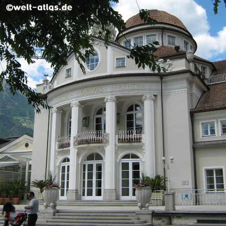 Kurhaus an der Passerpromenade, Wiener Sezessionsstil