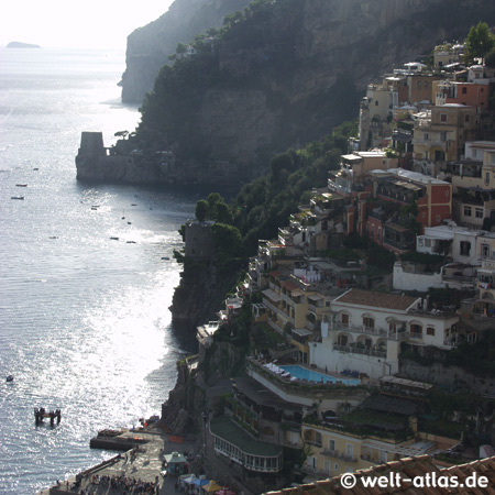 Positano, an die Steilküste der Amalfitana gebaut