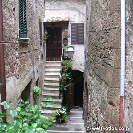 Gassen von Pitigliano, südl. Toskana, Italien