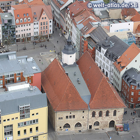 Blick vom Jentower auf das Rathaus und Marktplatz in Jena