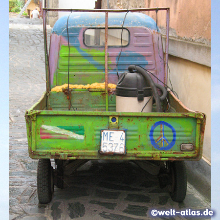 Piaggio Ape in Castelmola, perfect car for a mountain village