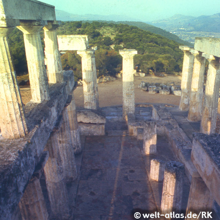Island of Aegina, temple of Aphaia, Greece