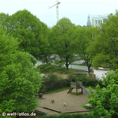 playground at "Neuer Pferdemarkt"