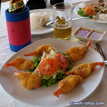 Leckere Prawn Tempura im Strandrestaurant auf Koh Samui