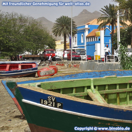 Colorful houses and boats in Mindelo, Avenida da Republica, São Vicente