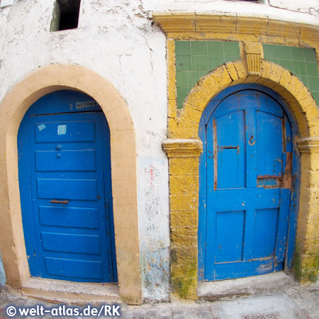 Türen in der Medina von Essaouira, Marokko