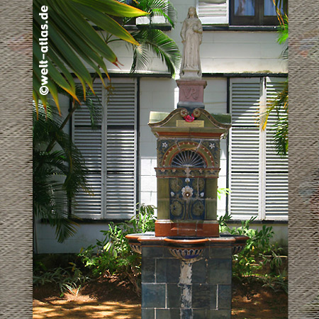 Brunnen in Victoria am Justizpalast, Mahé