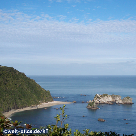 Strand am Knights Point zwischen Haast und Lake Moeraki, Neuseeland 