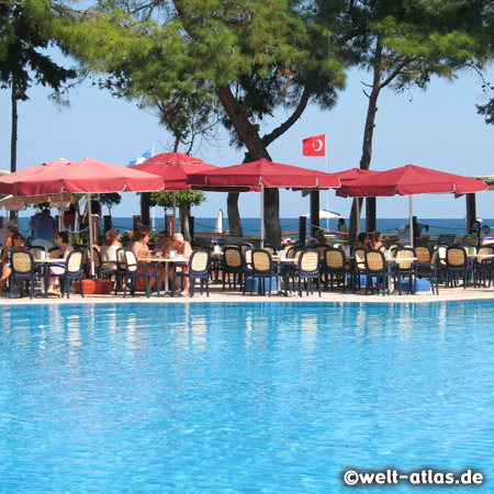 Pool Bar eines Hotel in Kemer