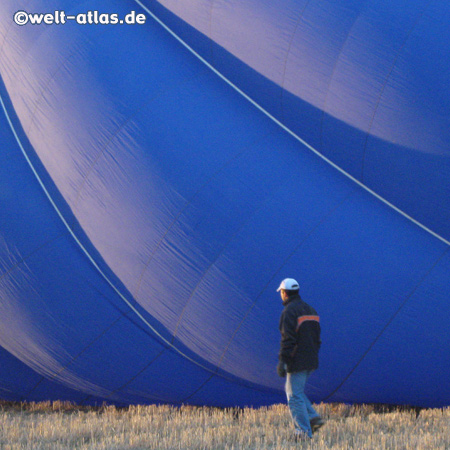 Hot Air Ballooning in Cappadocia, starting the adventure