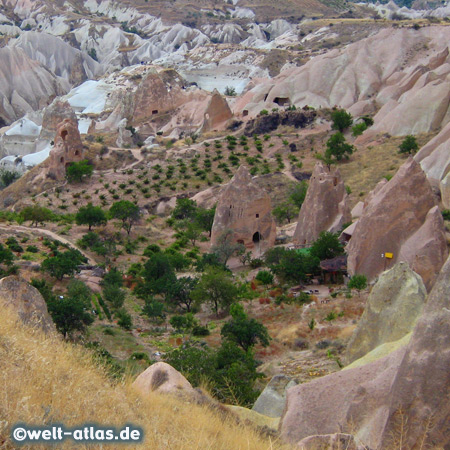 Blick ins Kizilcukur-Tal oder Rotes Tal in Kappadokien