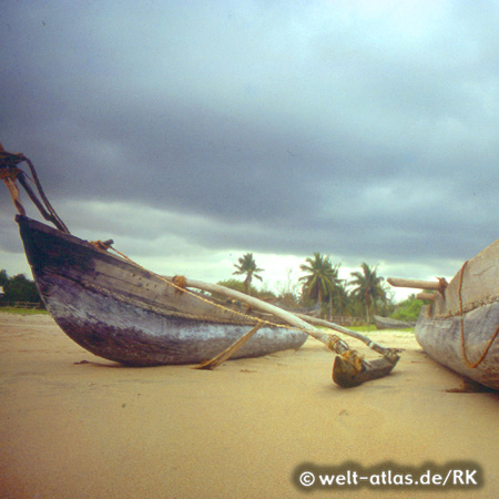 Fischerboote in Trincomalee, Sri Lanka