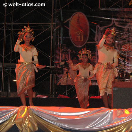 Schulorchester, champ of the champs, Sängerinnen, Tänzer, Koh Samui, Thailand