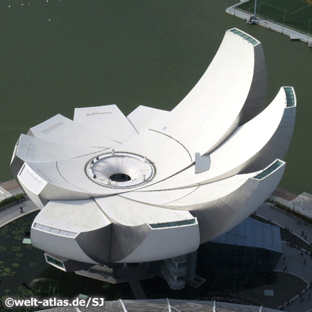 ArtScience Museum at the Marina Bay Waterfront, built in the shape of a lotus flower 