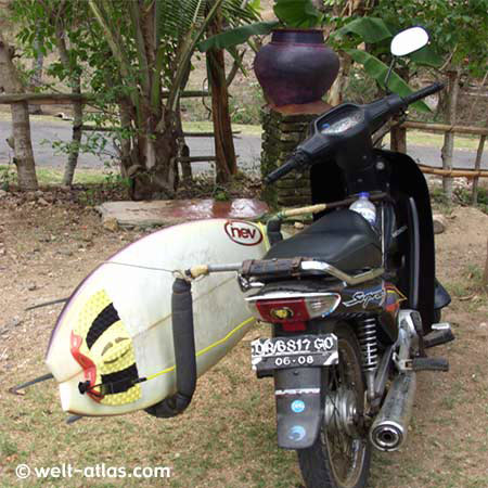 easy to handleMotorcycle and Surfboard