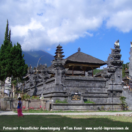 Pura Besakih, größte Tempelanlage auf der Insel Bali am Hang des Gunung Agung (Vulkan), Heiliger Berg der Balinesen