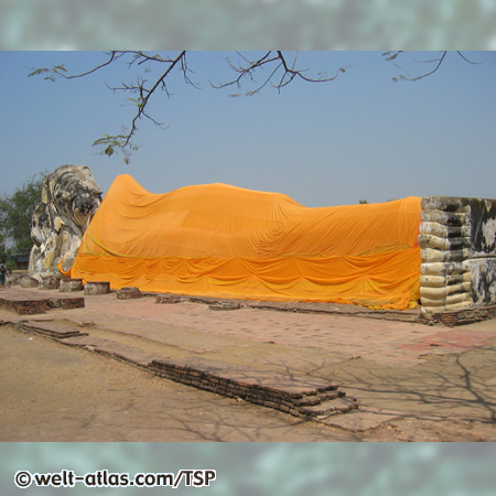 Ayutthaya, Liegender Buddha im Wat Lokaya Sutha, Thailand, Provinz Ayutthaya