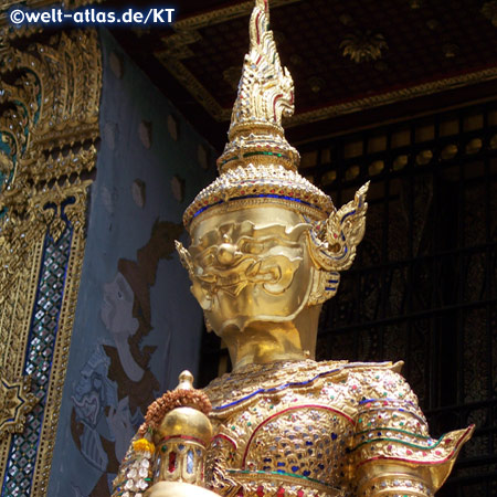 Temple Guardian outside Phra Mondop