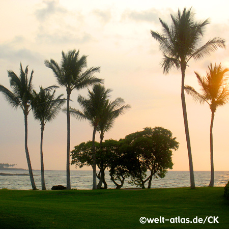 Sunset at Waikoloa Beach, Hawaii