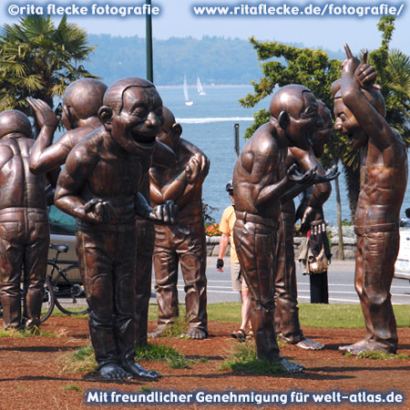 Laughing Statues at Morton Park, English Bay, Biennale Vancouver  – Foto:©http://www.ritaflecke.de/fotografie/