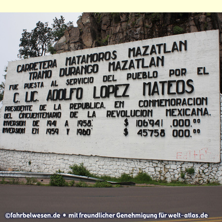 Espinazo del Diablo an der Straße nach Durango – Foto:©fahrbelwesen.de