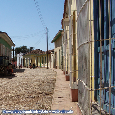 Straße in Trinidad, Kuba – Foto: www.blog.dennisknickel.desiehe auch http://tupamaros-film.de