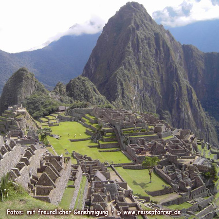 ruins of Machu Picchu, "The Lost City of the Incas", most important tourist attraction in PeruFoto:© www.reisepfarrer.de