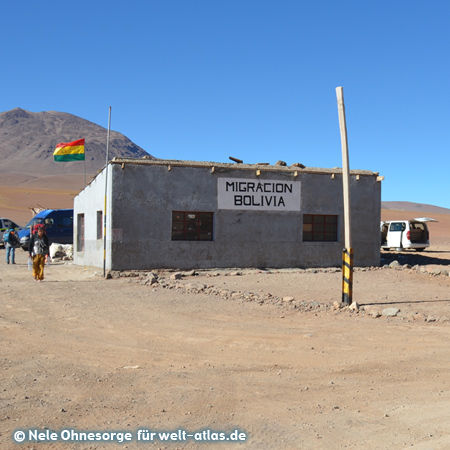 Border crossing between Bolivia and Chile