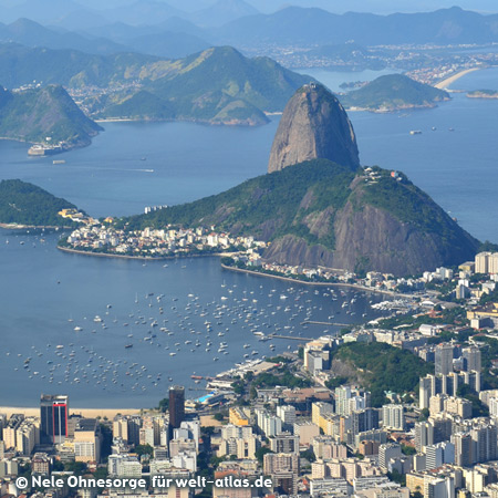 Blick vom Berg Corcovado mit der Christus-Statue "Cristo Redentor" auf Rio de Janeiro und den Zuckerhut, Foto:©Nele Ohnesorge