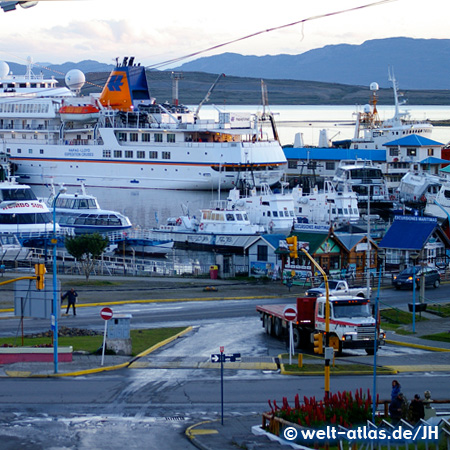 MS BREMEN at the Port of Ushuaia, Argenti